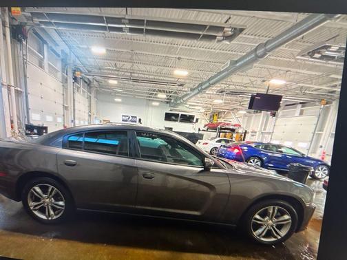 2014 Dodge Charger SXT