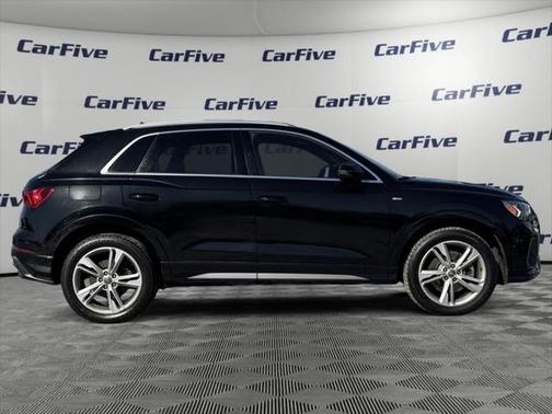 2020 Audi Q3 45 S line Prestige