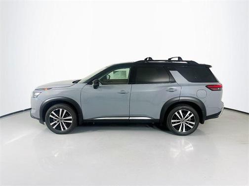 2025 Nissan Pathfinder Platinum FWD