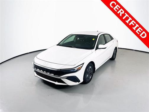 2024 Hyundai ELANTRA 