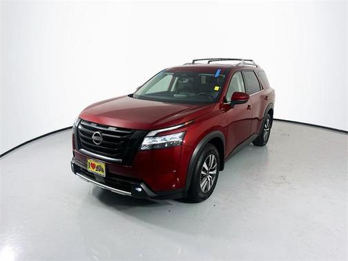 2023 Nissan Pathfinder SL FWD