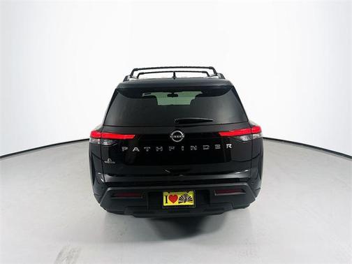 2025 Nissan Pathfinder SV FWD