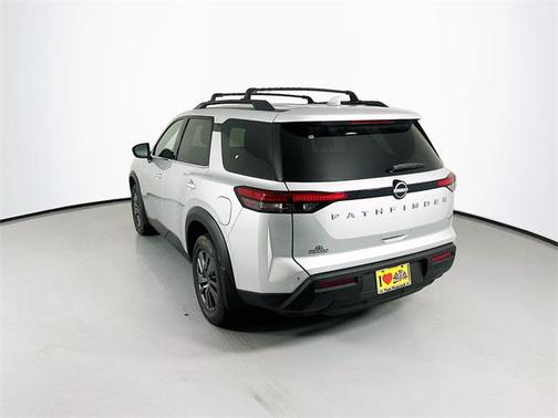 2025 Nissan Pathfinder SV FWD