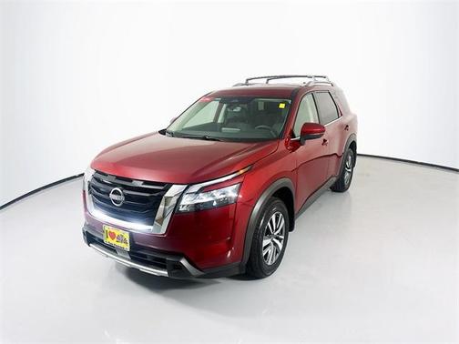 2024 Nissan Pathfinder SL FWD