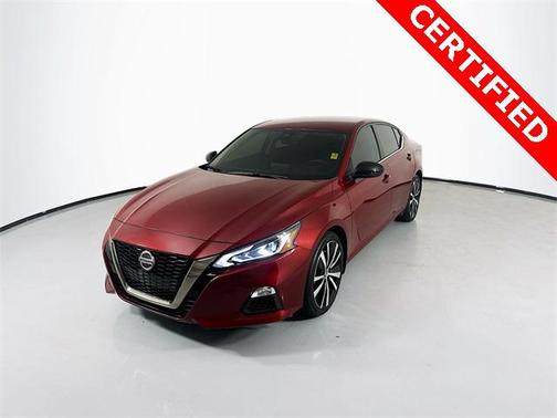 2022 Nissan Altima SR FWD