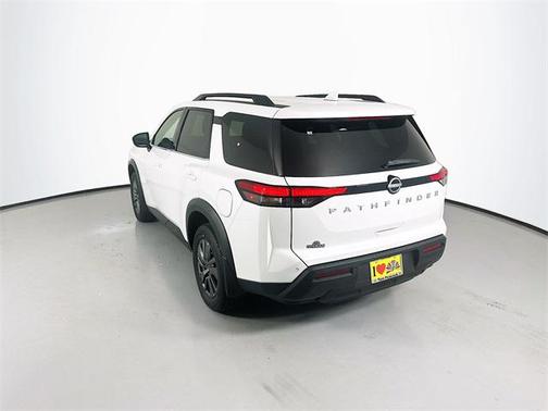 2025 Nissan Pathfinder SV FWD