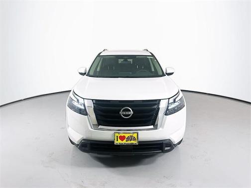 2025 Nissan Pathfinder SV FWD