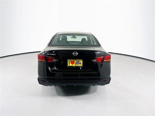 2024 Nissan Altima S FWD