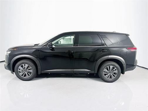 2025 Nissan Pathfinder S FWD