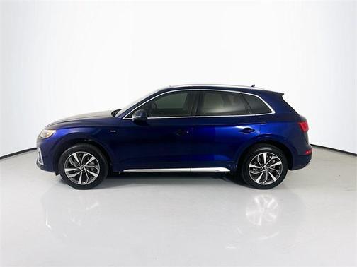 2022 Audi Q5 45 S line Premium Plus