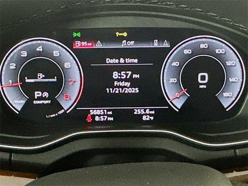 2022 Audi Q5 45 S line Premium Plus