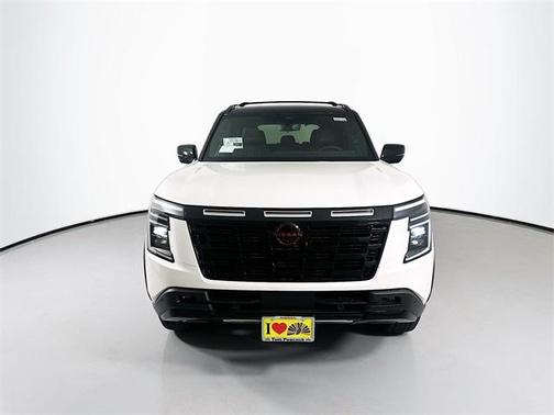 2025 Nissan Armada PRO-4X 4WD