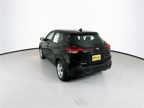 2025 Nissan Kicks S