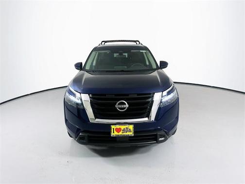 2025 Nissan Pathfinder SV FWD