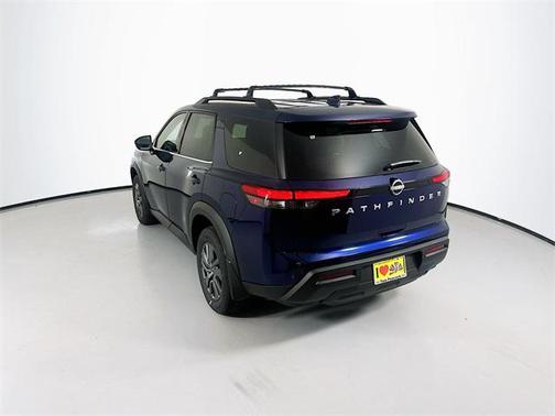 2025 Nissan Pathfinder SV FWD