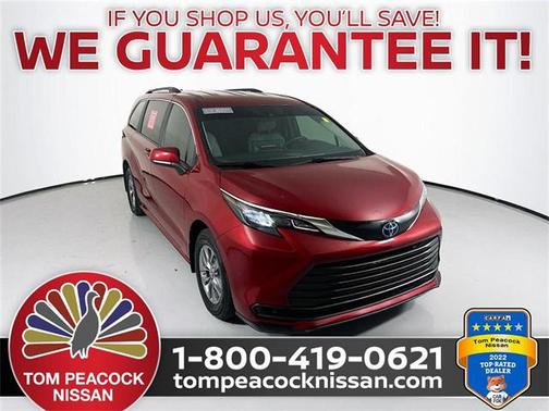 2025 Toyota Sienna LE