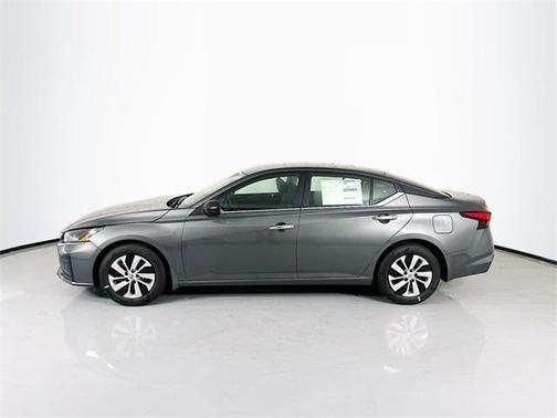 2024 Nissan Altima S FWD