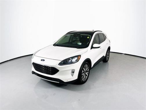 2020 Ford Escape Titanium