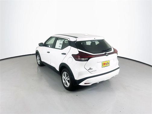 2024 Nissan Kicks S
