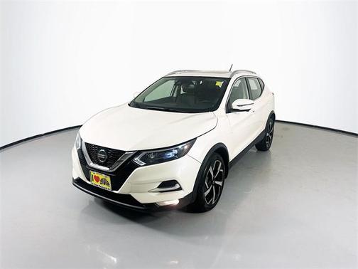 2022 Nissan Rogue Sport SL