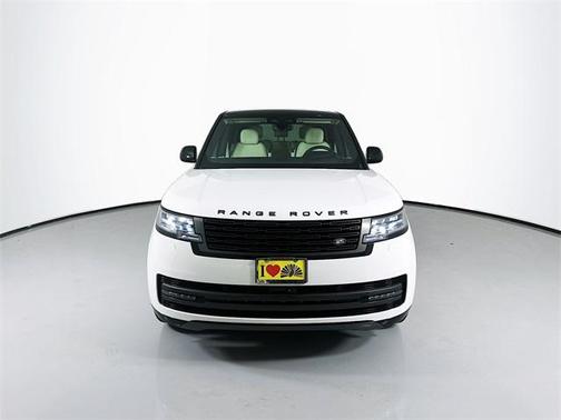 2025 Land Rover Range Rover P400 SE