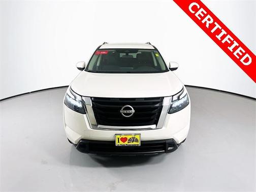2024 Nissan Pathfinder SV 4WD