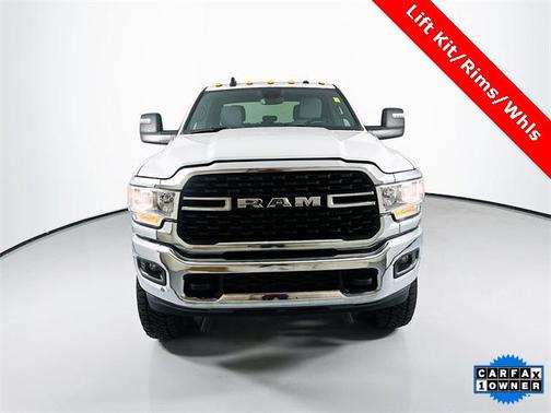 2024 RAM 3500 Big Horn Crew Cab 4x4 8' Box