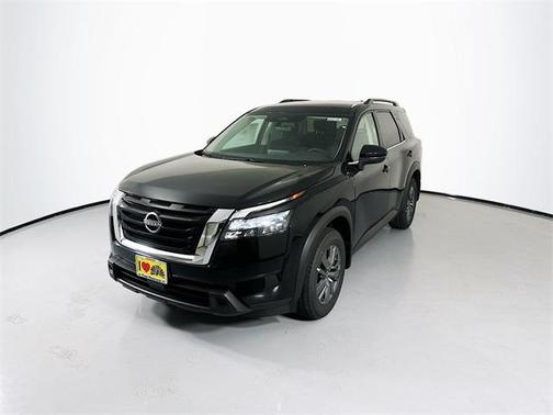 2025 Nissan Pathfinder SV FWD