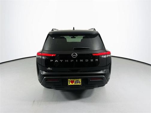 2025 Nissan Pathfinder SV FWD