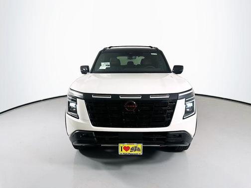 2025 Nissan Armada PRO-4X 4WD