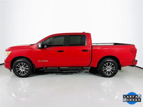 2024 Nissan Titan SV