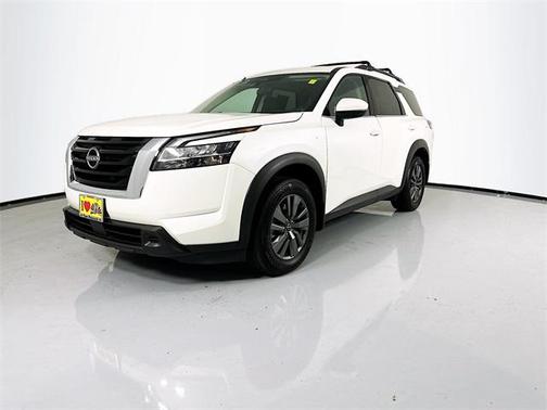 2022 Nissan Pathfinder SV 2WD