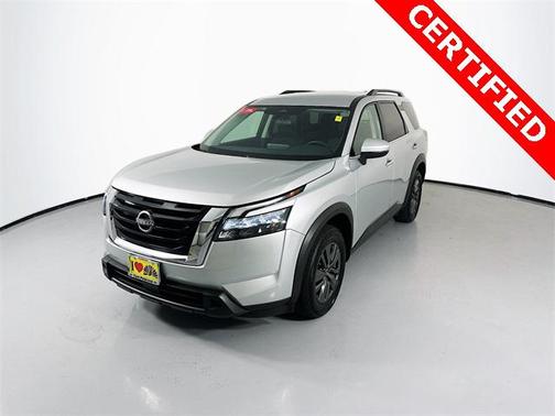 2024 Nissan Pathfinder SV FWD