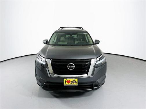 2025 Nissan Pathfinder SV FWD