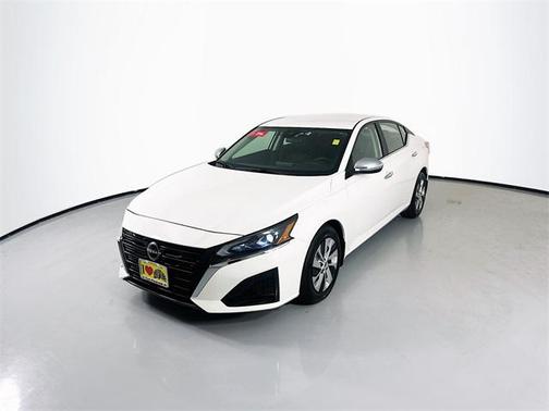 2024 Nissan Altima S FWD