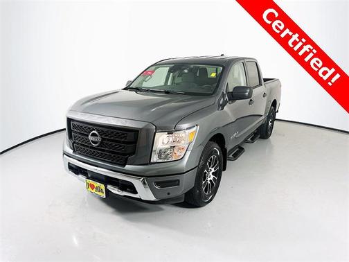 2024 Nissan Titan SV