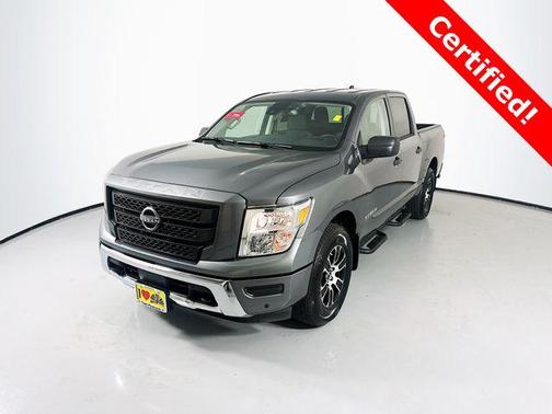 2024 Nissan Titan SV