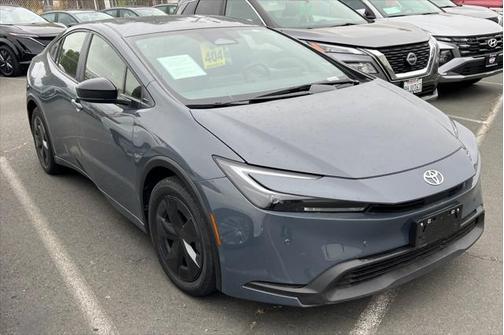 2024 Toyota Prius LE