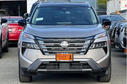 2025 Nissan Rogue SL