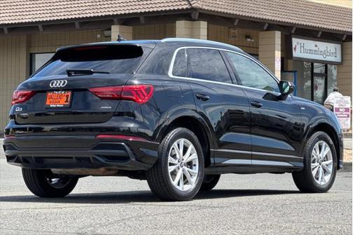 2022 Audi Q3 45 S line Premium