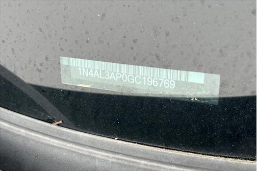 2016 Nissan Altima 2.5 SR