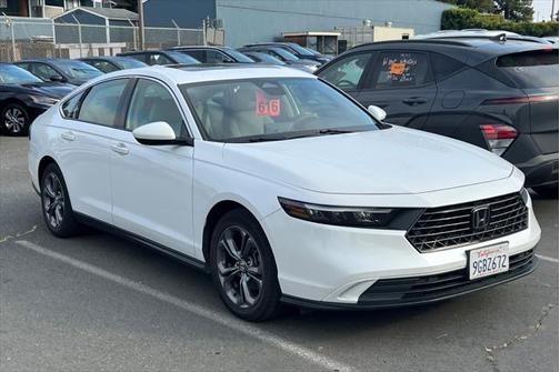 2023 Honda Accord EX