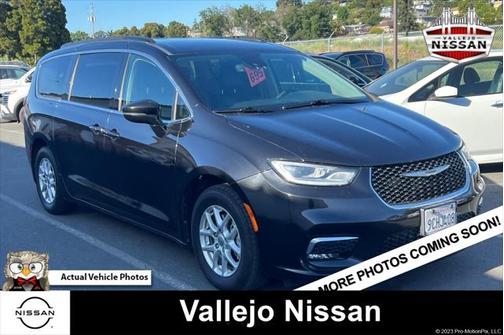 2022 Chrysler Pacifica Touring-L