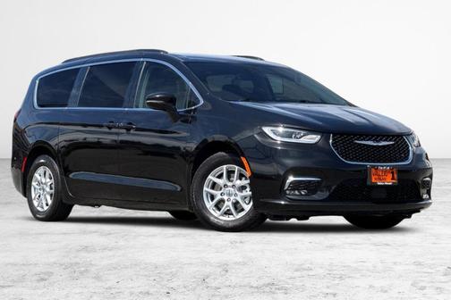 2022 Chrysler Pacifica Touring-L