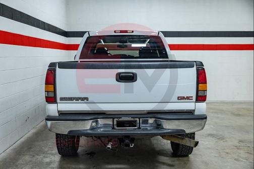 2003 GMC Sierra 2500 SLE H/D Crew Cab