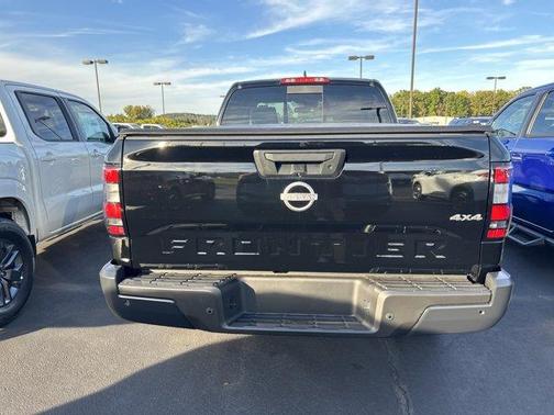 2026 Nissan Frontier S