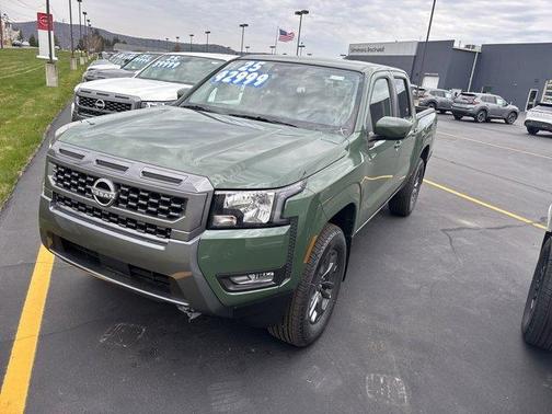 2025 Nissan Frontier SV