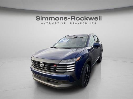 2025 Nissan Kicks SR