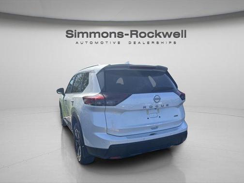 2026 Nissan Rogue SV