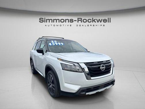 2025 Nissan Pathfinder Platinum